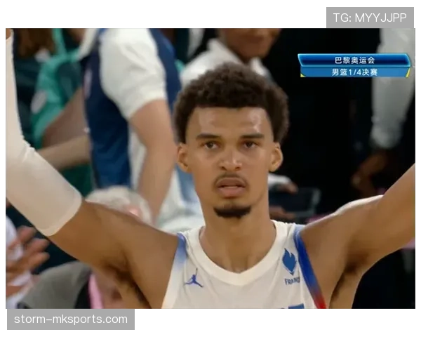 穆雷助力加拿大男篮再创辉煌，团队携手挺进国际大赛四强