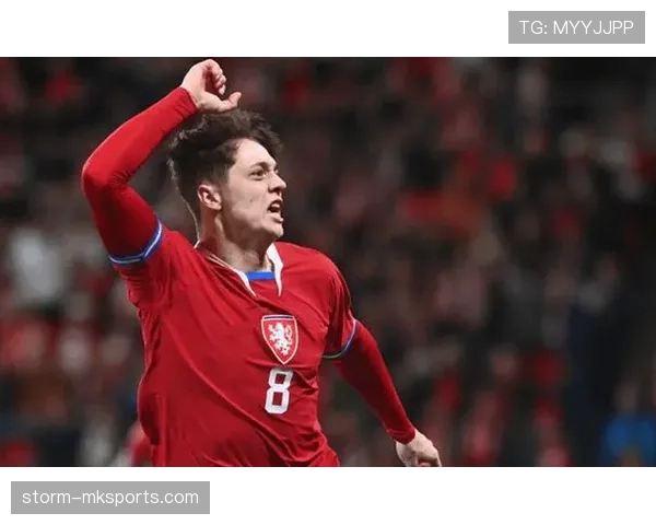 奥坎波斯助攻创佳绩，状态回暖助球队重返胜轨