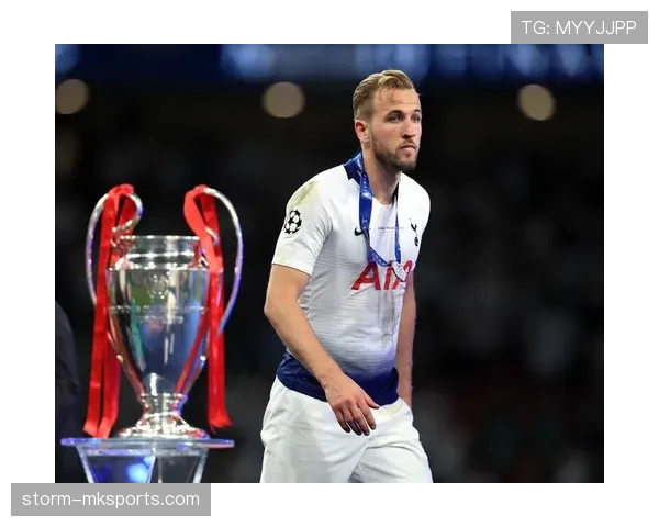 哈里·凯恩德甲进球势头强劲，展现争夺金靴潜力