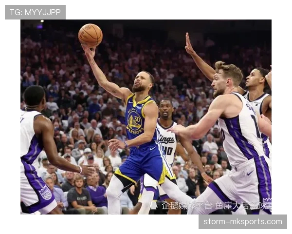 克莱·汤普森无球突破效率提升 拉开勇士外线火力差距